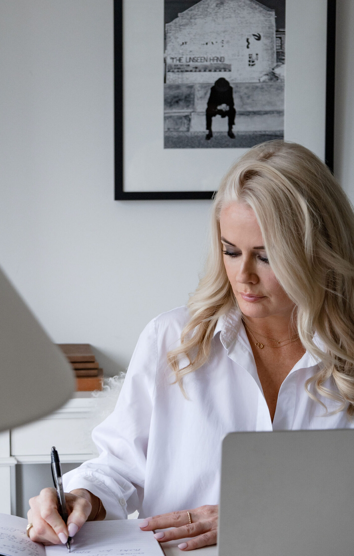 Celina Gregory The Savvy Bidders