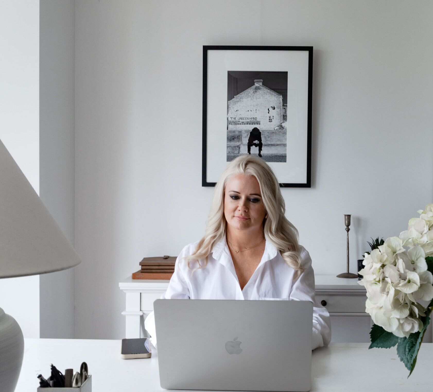 Celina Gregory The Savvy Bidders